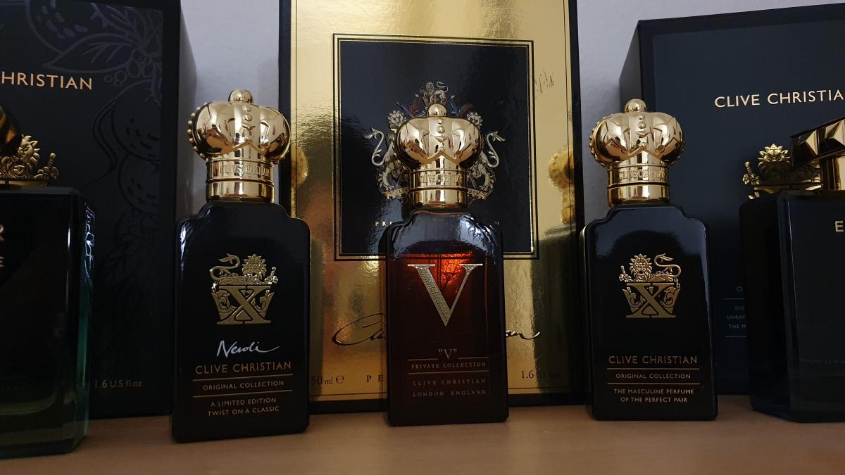 تصویر عطر وی فور من کلایو کریستین
