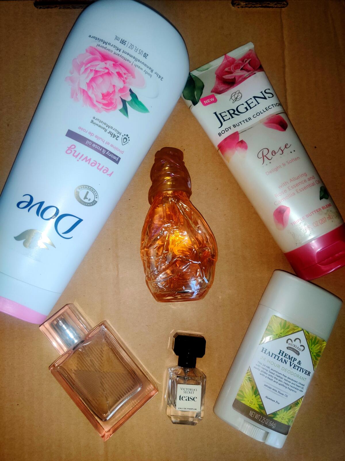 تصویر عطر باربری بریت شیر بربری
