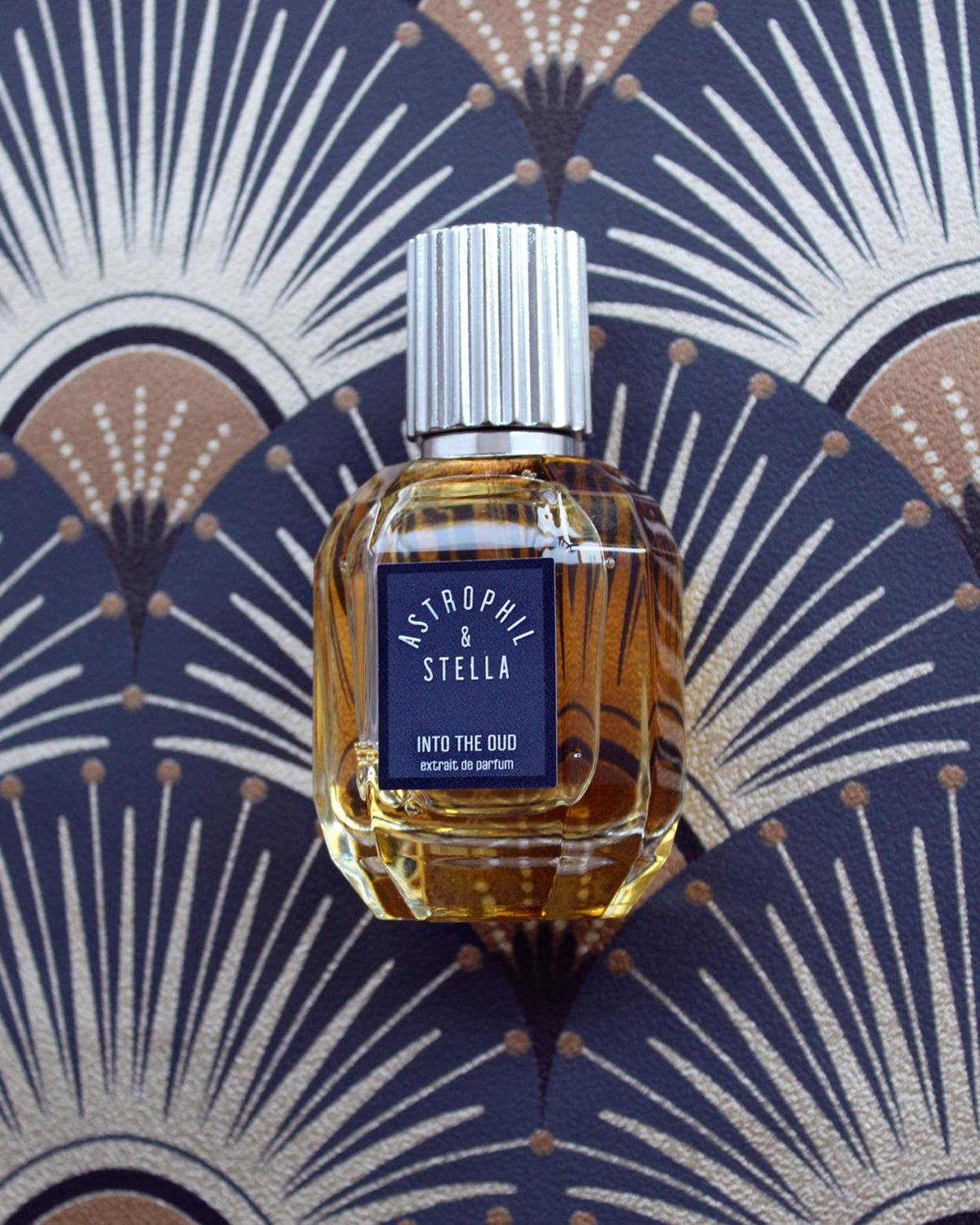 تصویر عطر اینتو دِ عود آستروفیل اند استلا