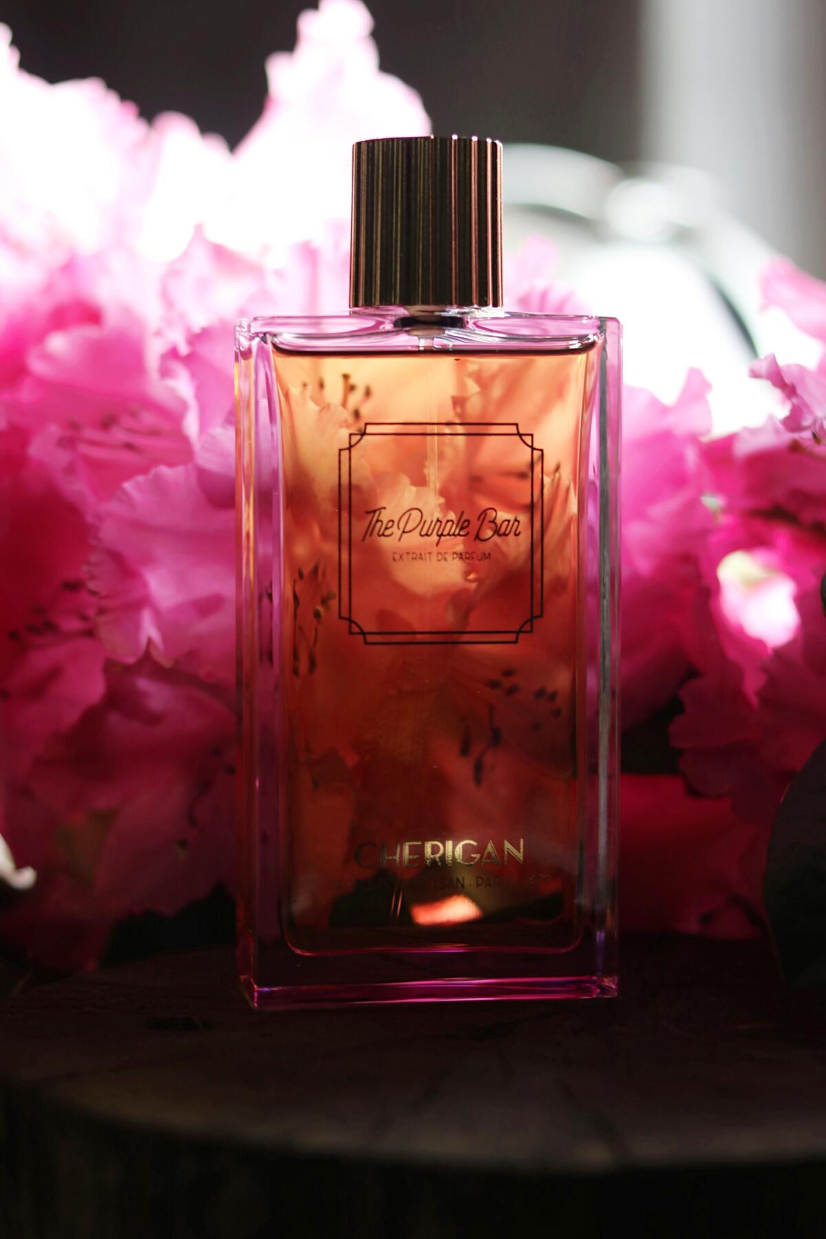 تصویر عطر دِ پِرپِل بار چریگان