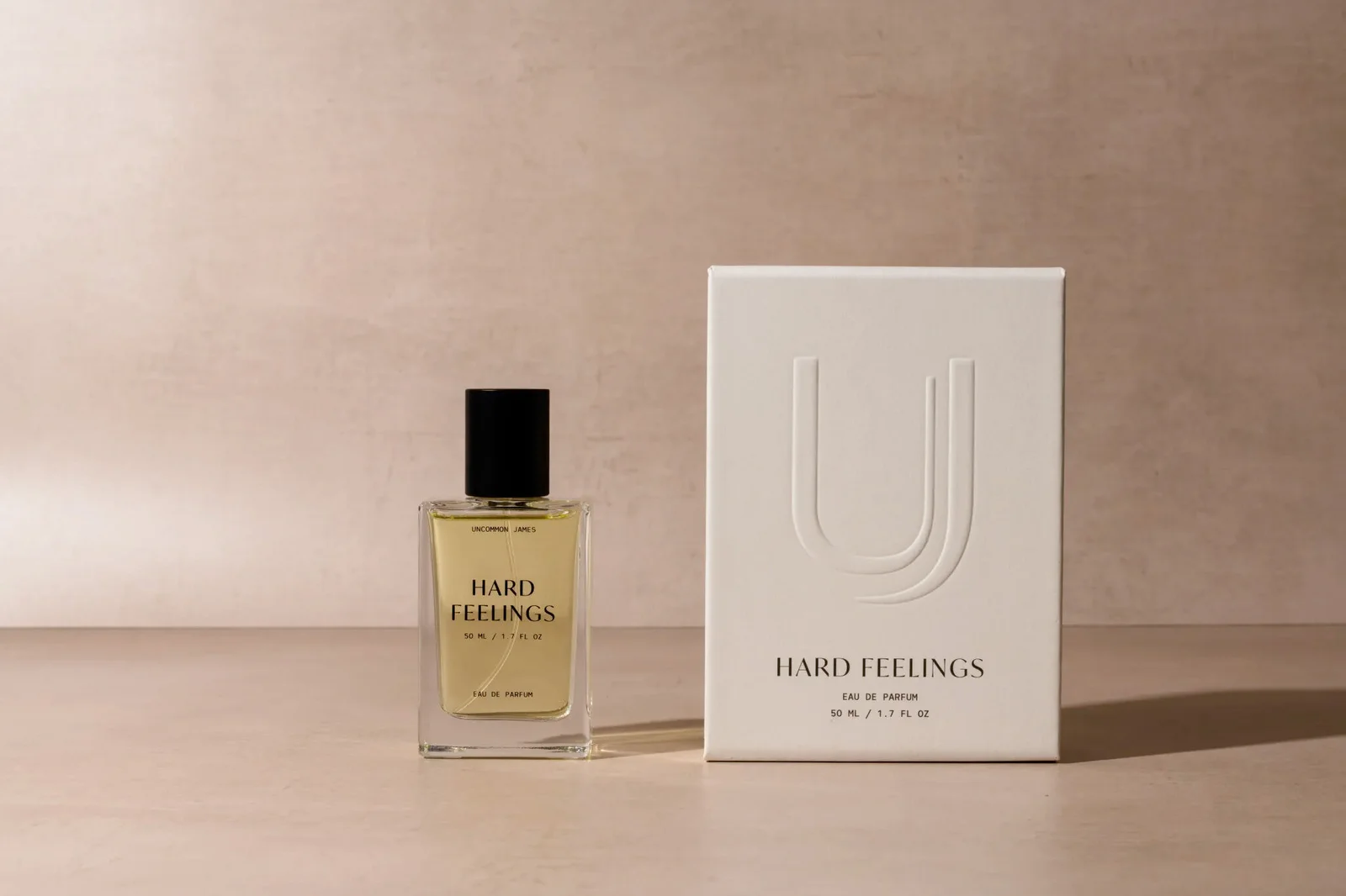 تصویر عطر هارد فیلینگز اِنکامِن جیمز