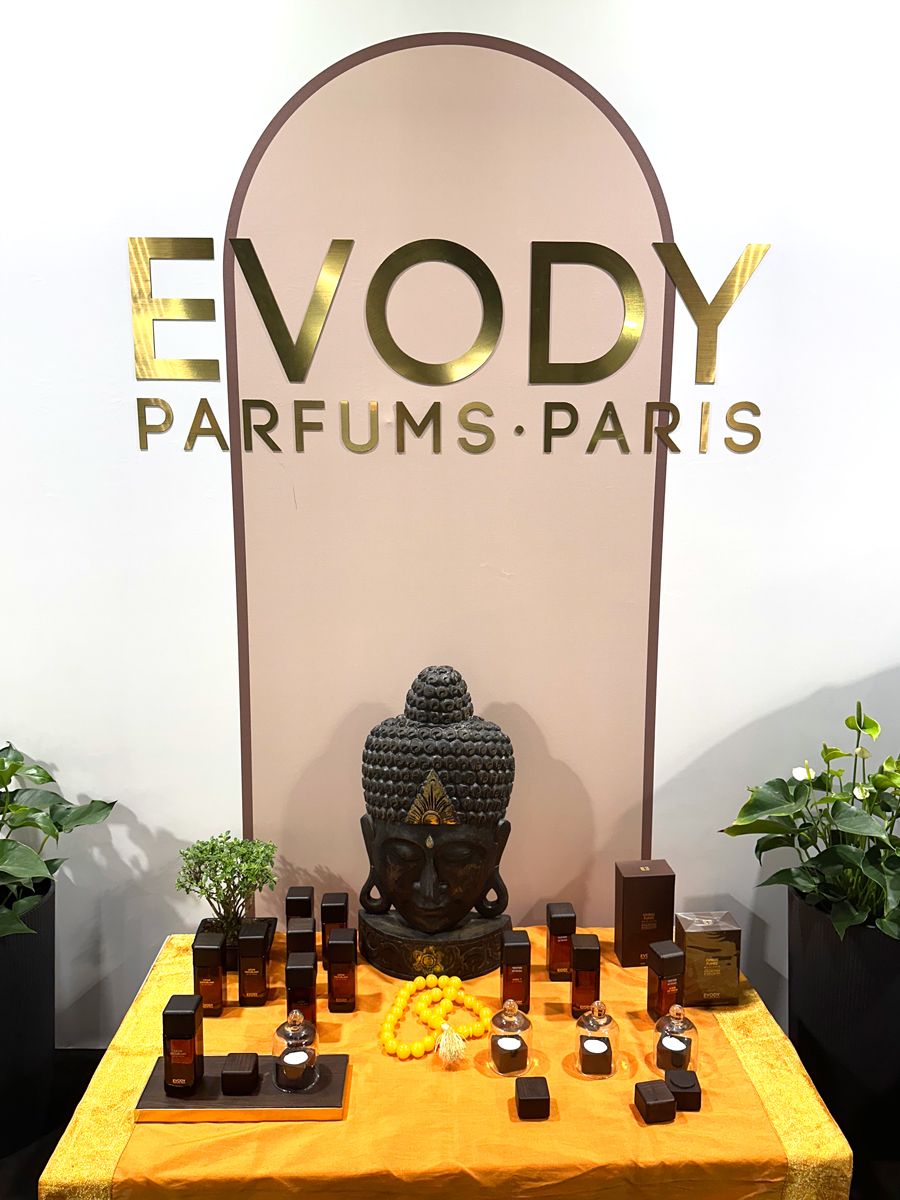 تصویر عطر دزیر تروبله اوودی پرفیومز