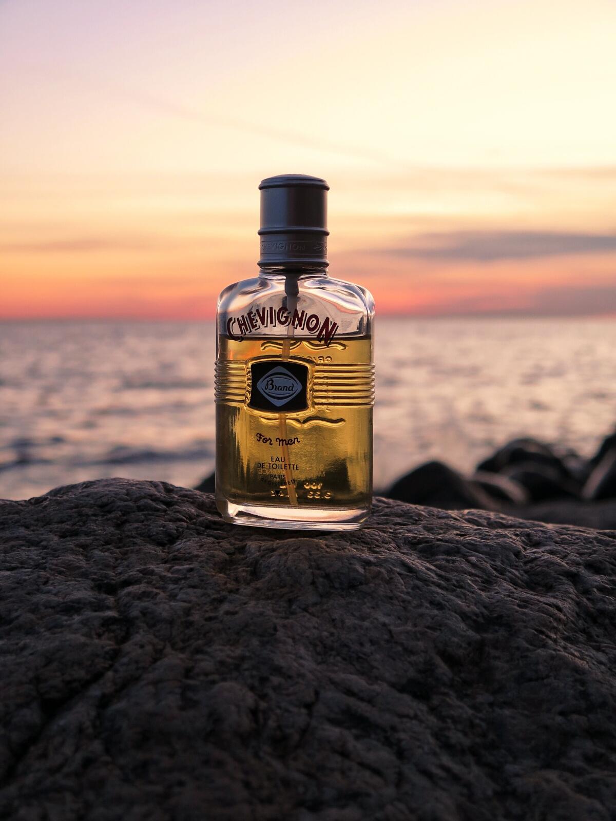 تصویر عطر شووینیون فور من شویگنون