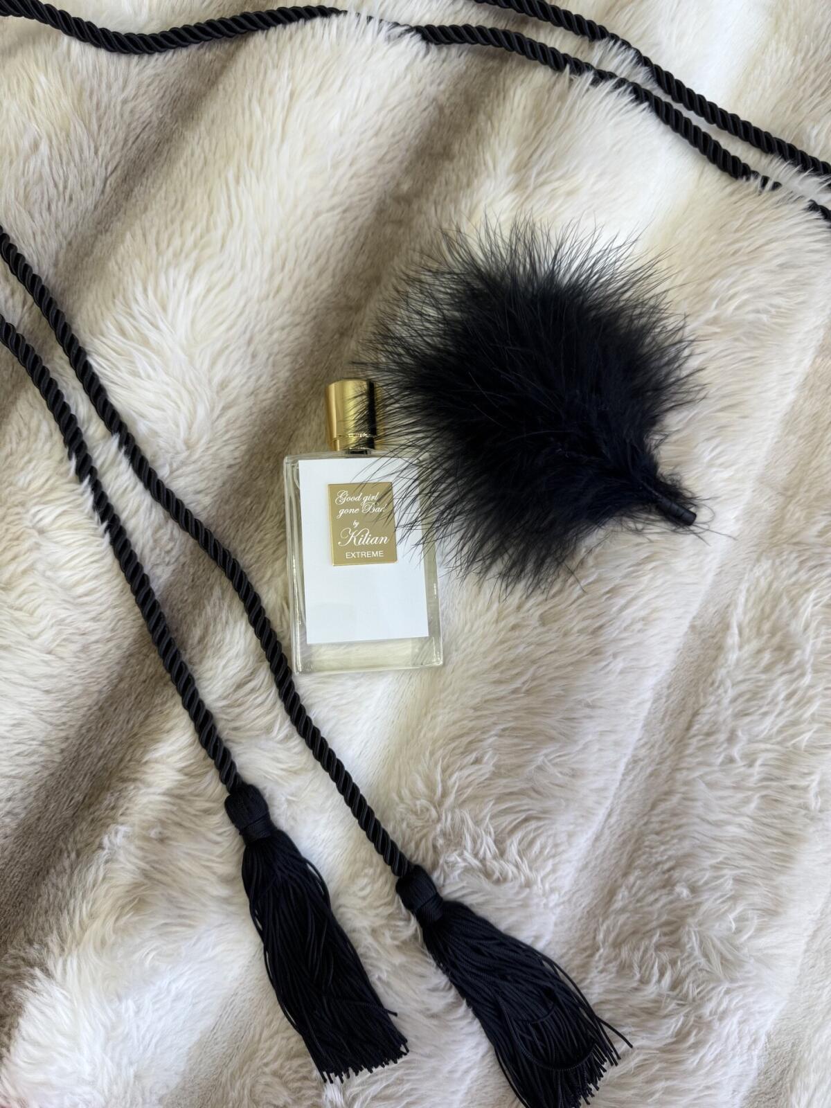 تصویر عطر گود گرل گان بد اکستریم بای کیلیان