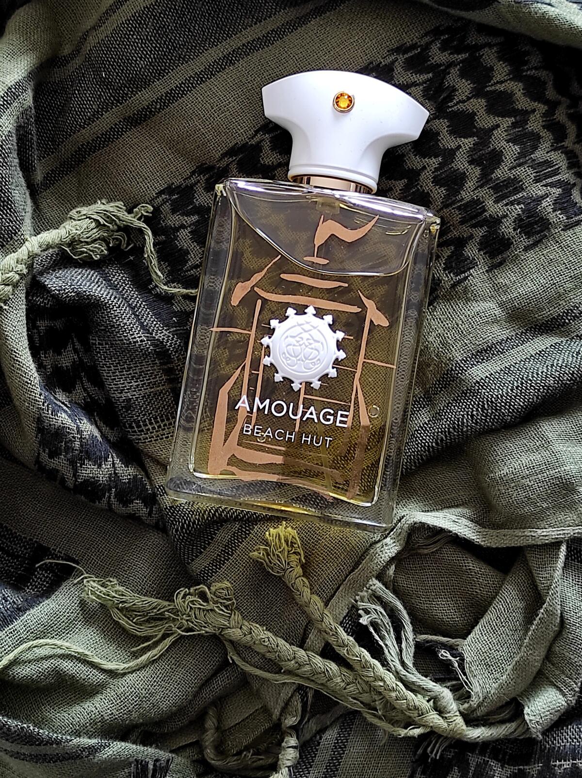 تصویر عطر بیچ هات من آمواژ