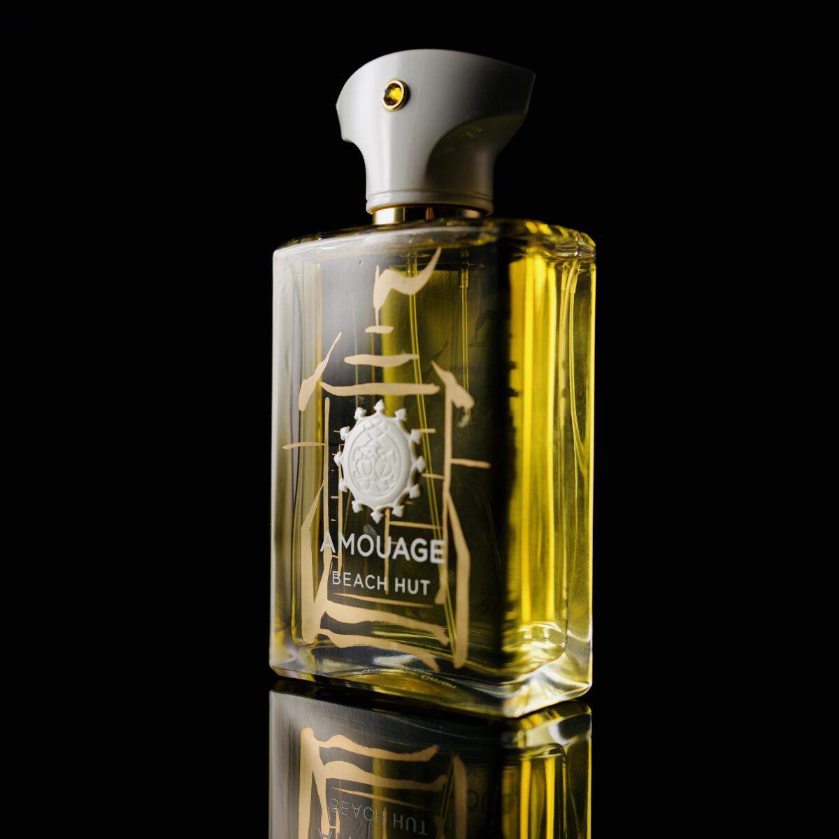 تصویر عطر بیچ هات من آمواژ