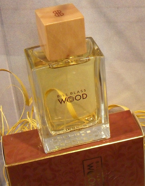 تصویر عطر وود بیل بلَس