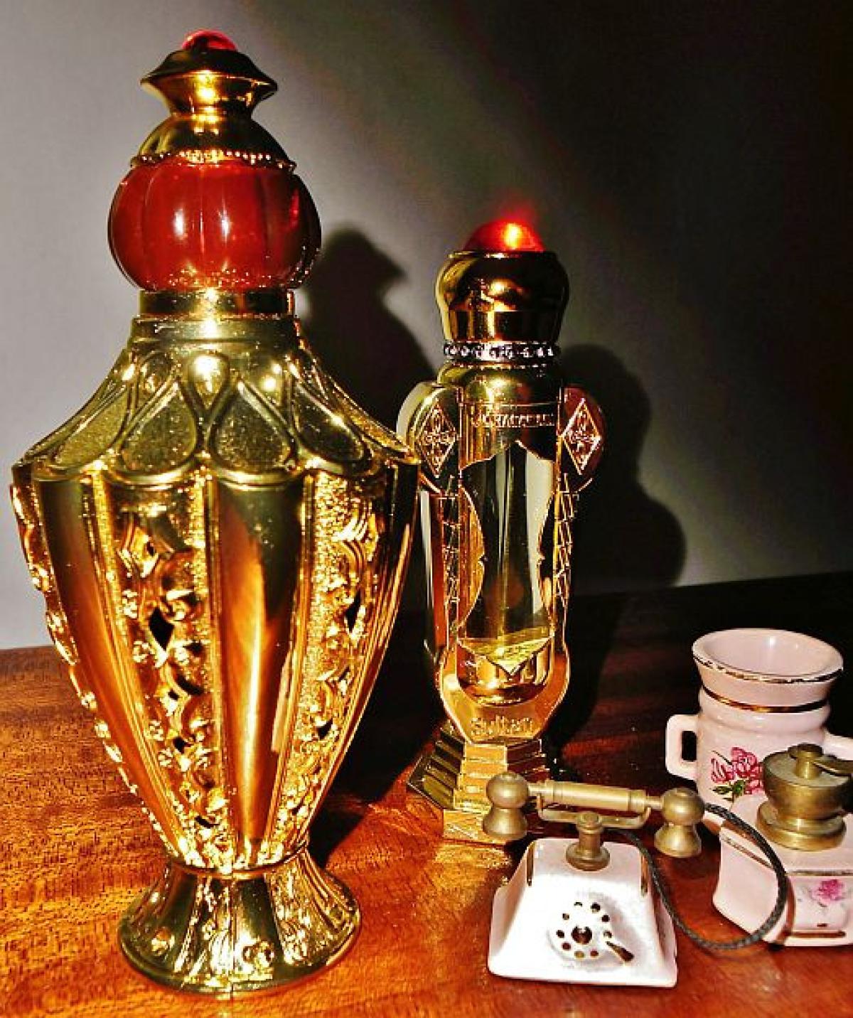 تصویر عطر سلطان عطرهای الحرمین