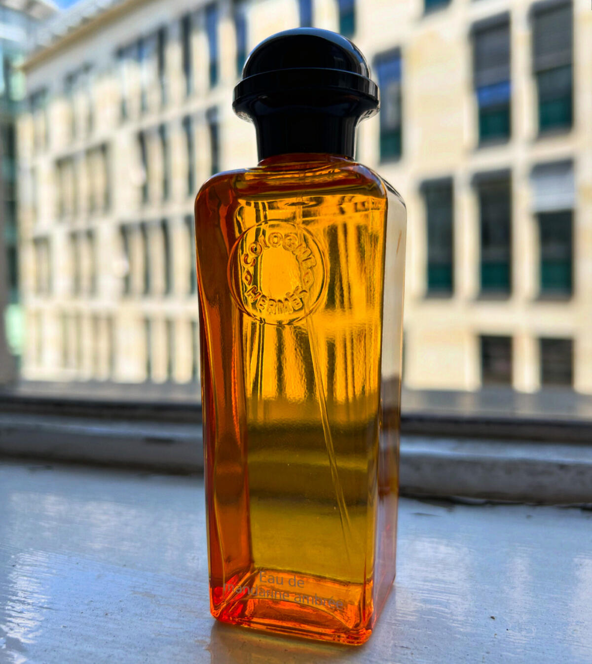 تصویر عطر اُو دو ماندارین آمبره هرمس
