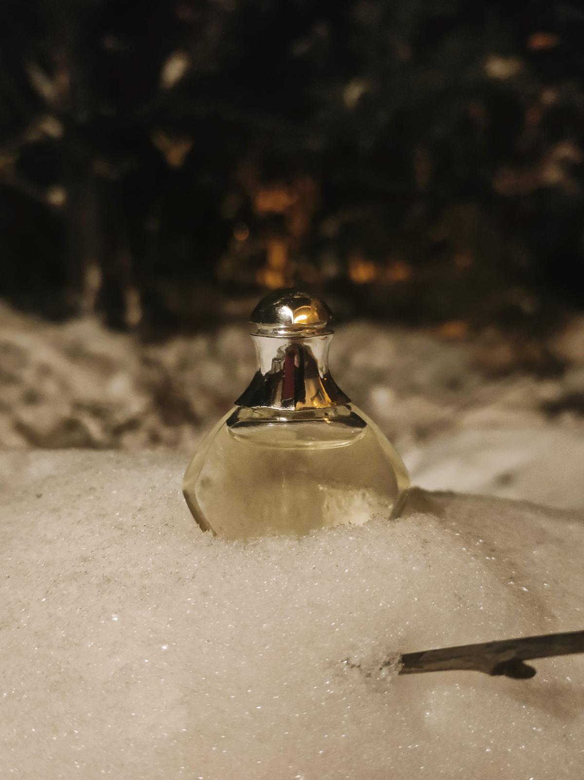 تصویر عطر ویمِن آف اِرث ایون