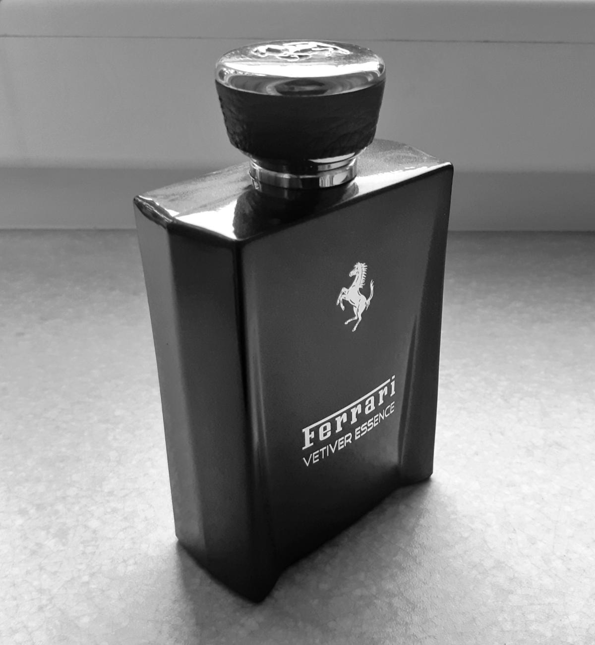 تصویر عطر وتیور اسنس فراری