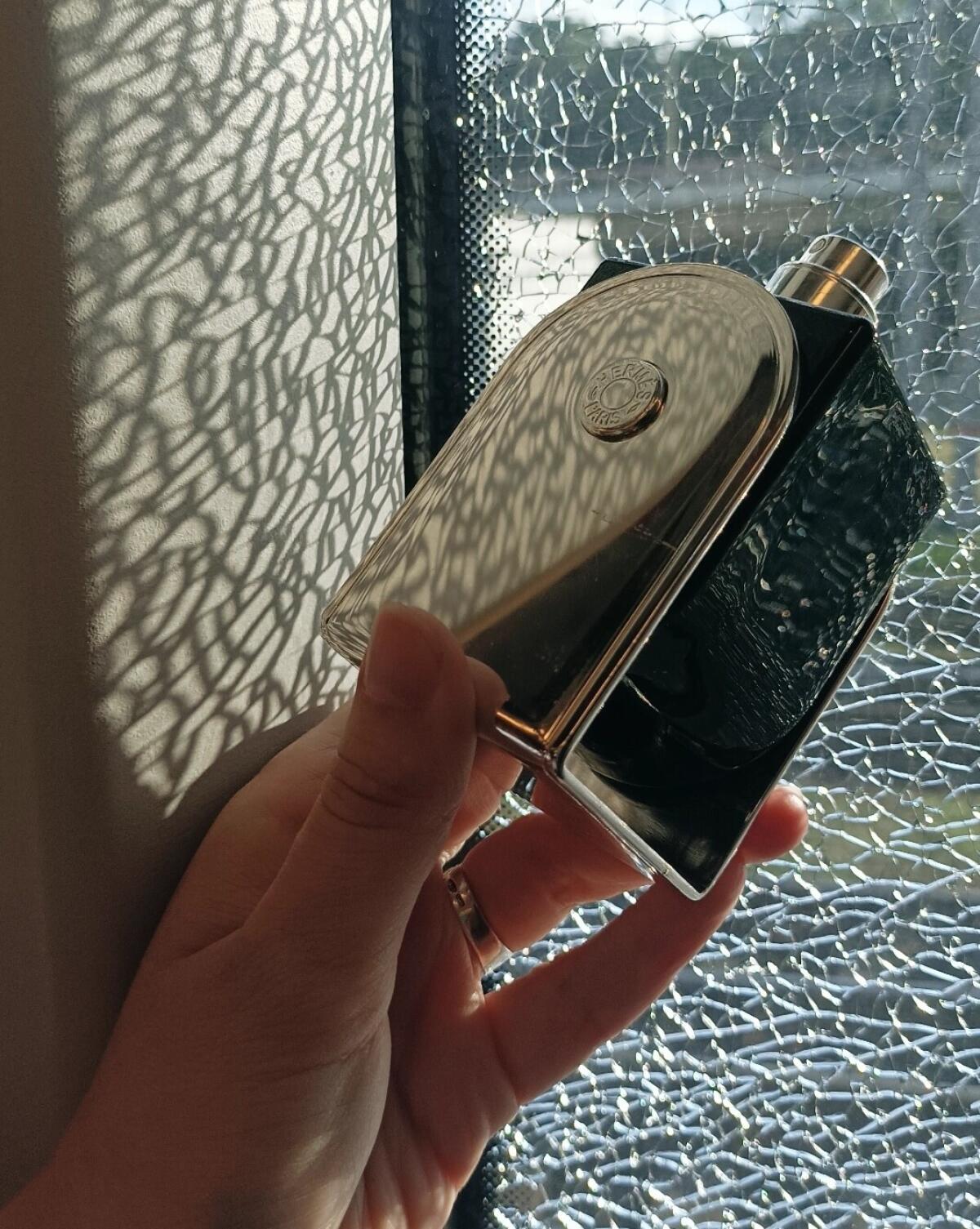 تصویر عطر ویاژ د هرمس پارفوم
