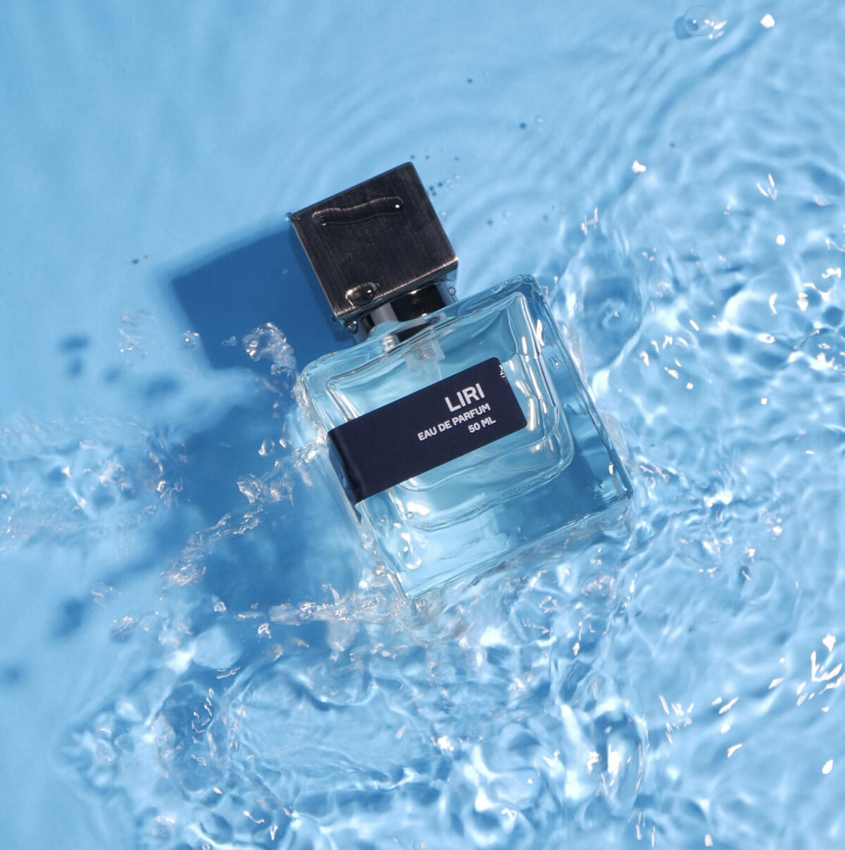 تصویر عطر لیری اِکسترَکت