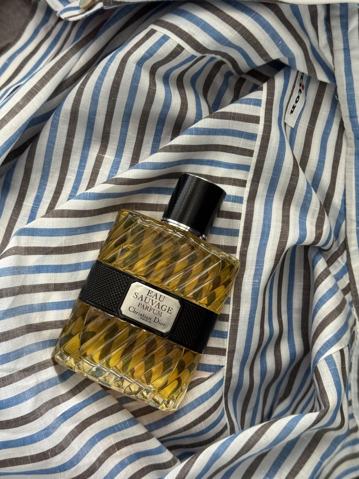 تصویر عطر او ساواج پرفیوم دیور
