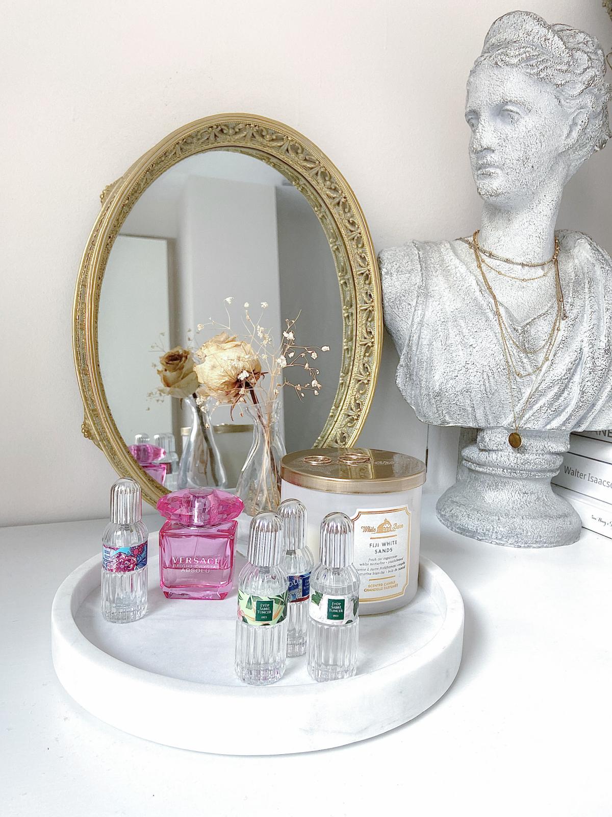 تصویر عطر وایت تی ایوب صبری تونجر