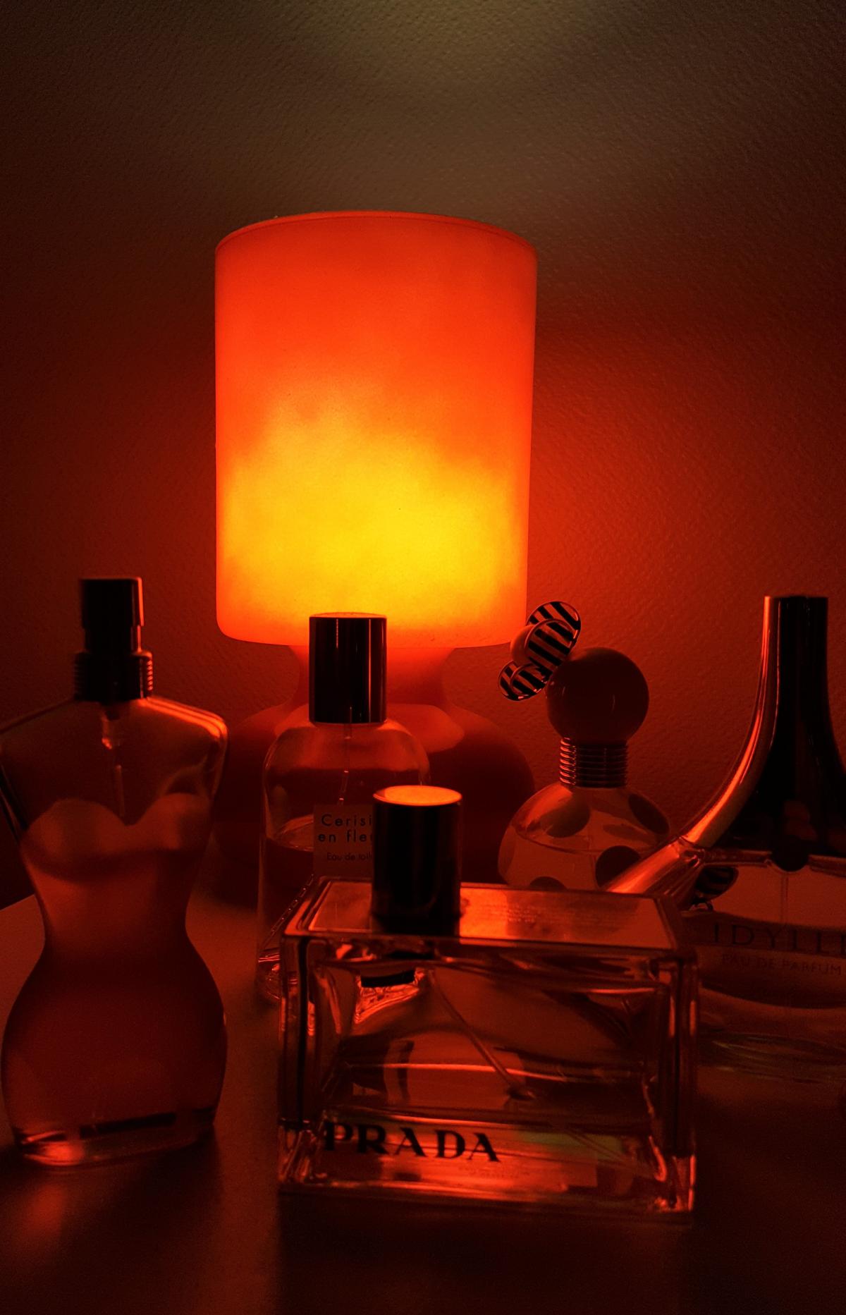 تصویر عطر لز ناتورلس: سریزیه ان فلور فراگونار