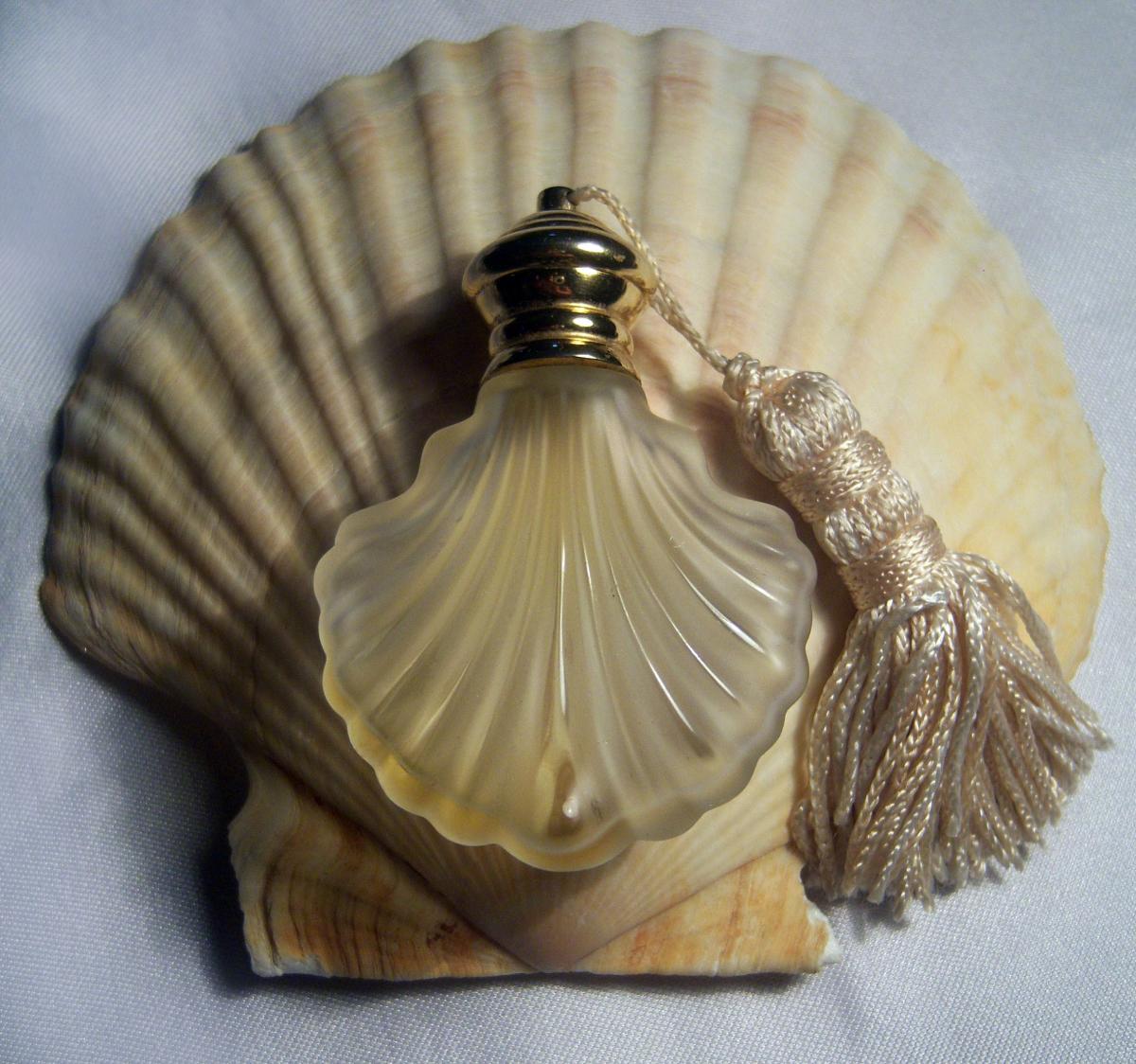 تصویر عطر وایت لینن پرفیوم استی لودر