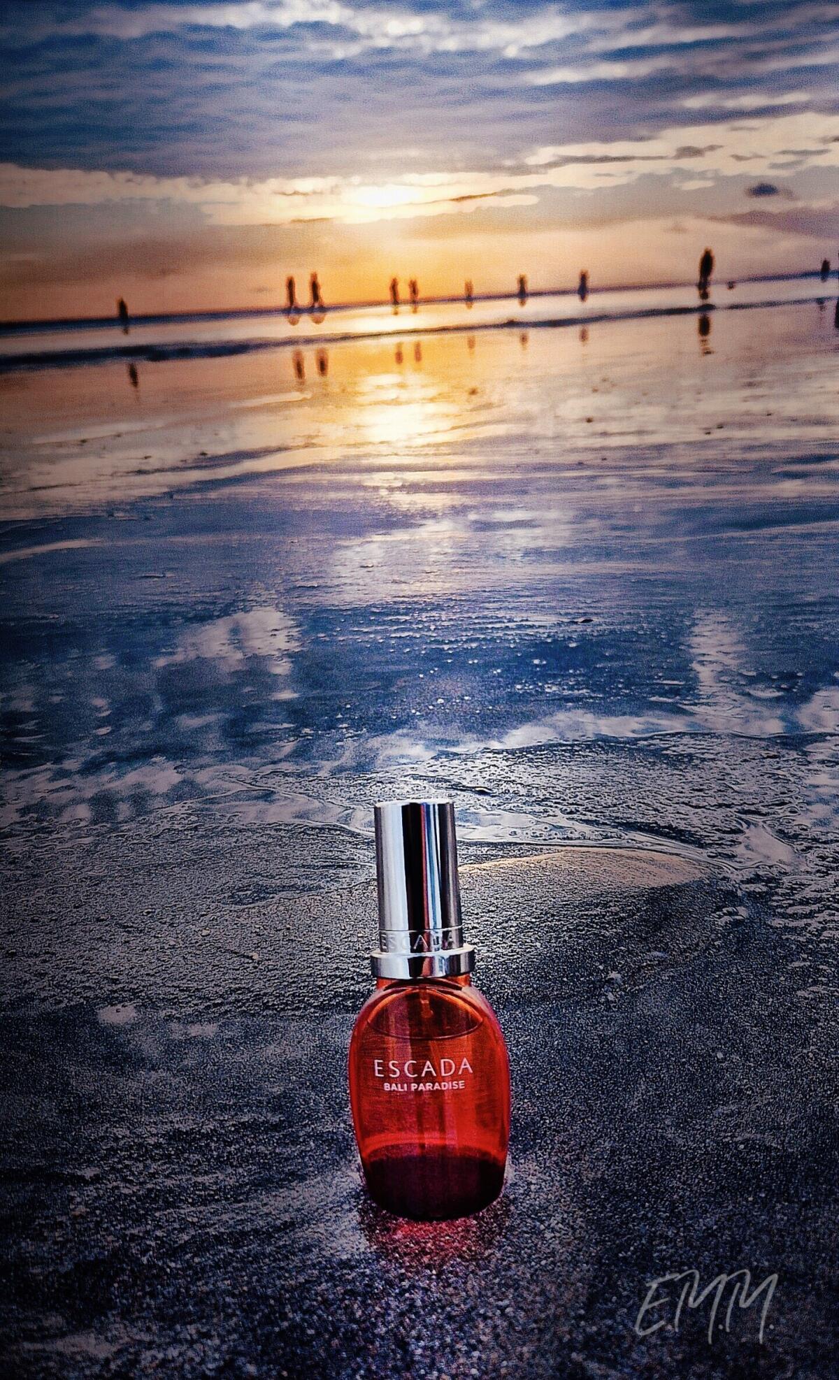تصویر عطر بالی پارادایس اسکادا