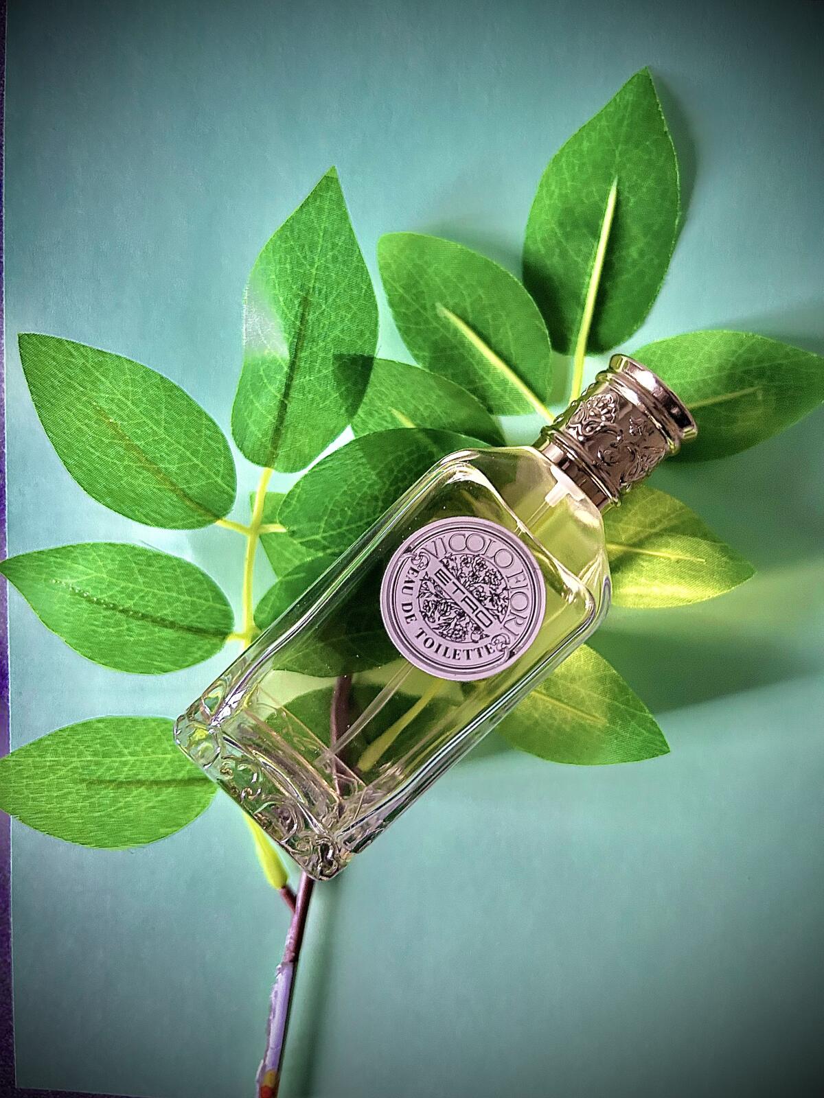 تصویر عطر ویکولو فیوری اِترو