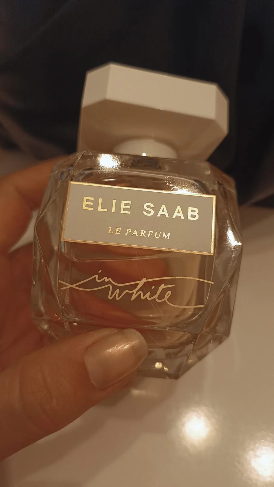 تصویر عطر له پرفیوم این وایت الی صعب