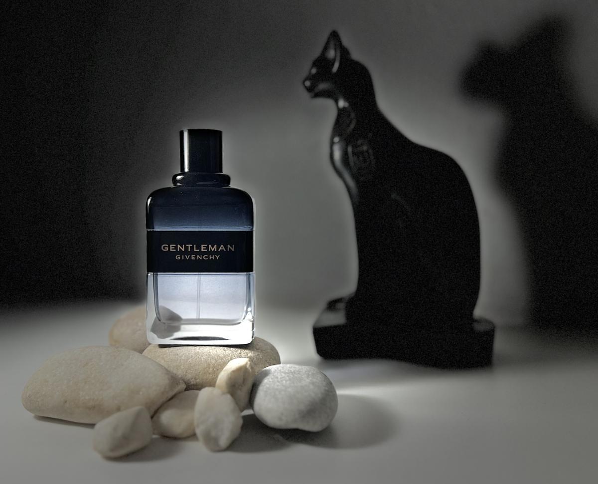 تصویر عطر جنتلمن او د تویلت اینتنس ژیوانشی
