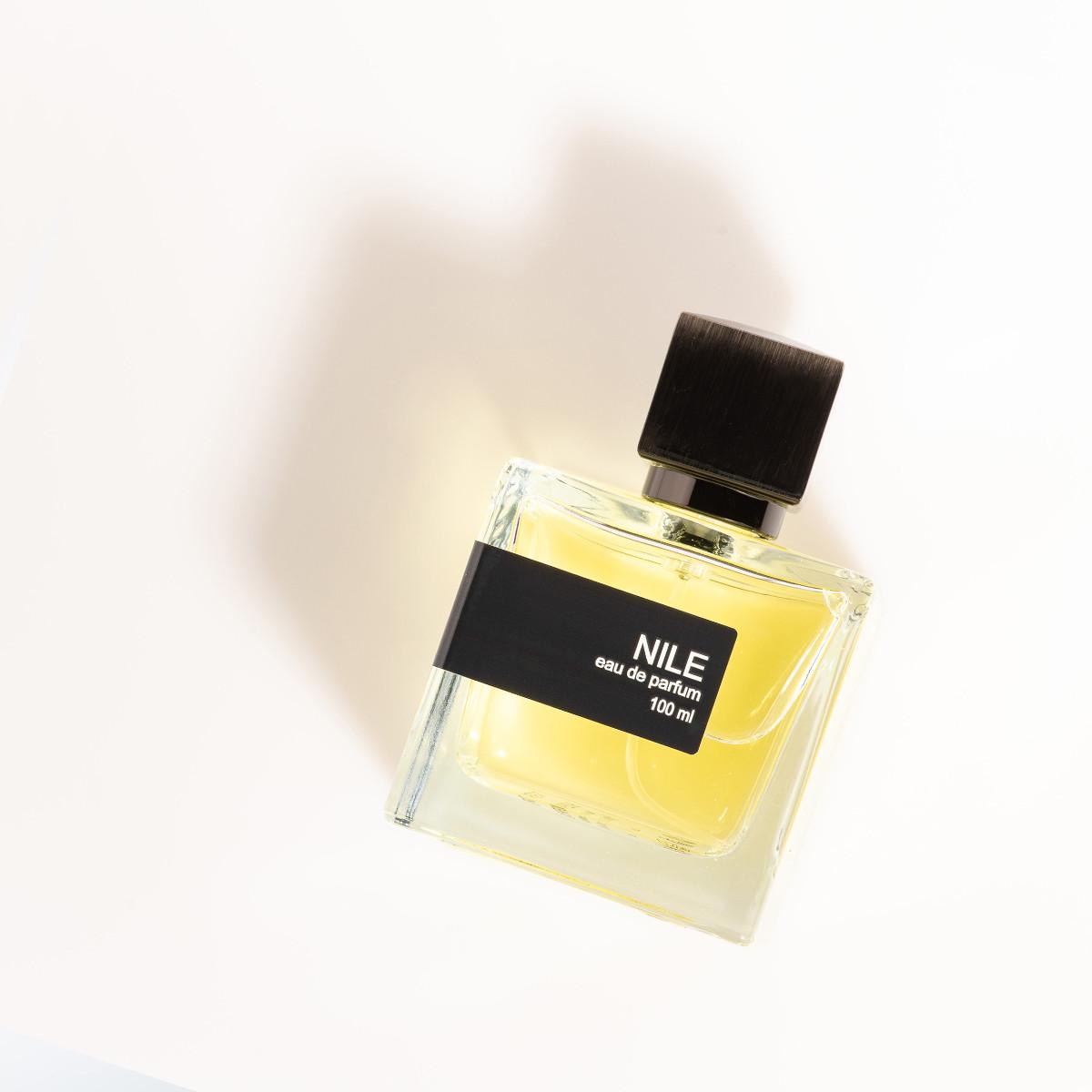 تصویر عطر نایل اِکسترَکت