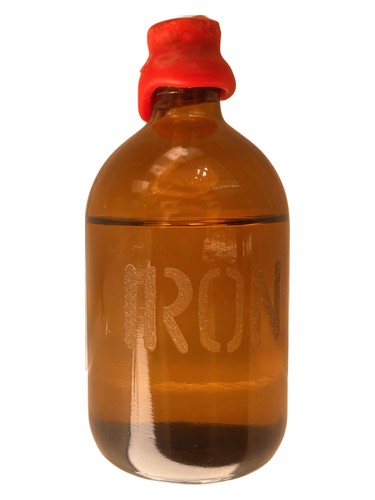 تصویر عطر آیرون فابیو ناوارو