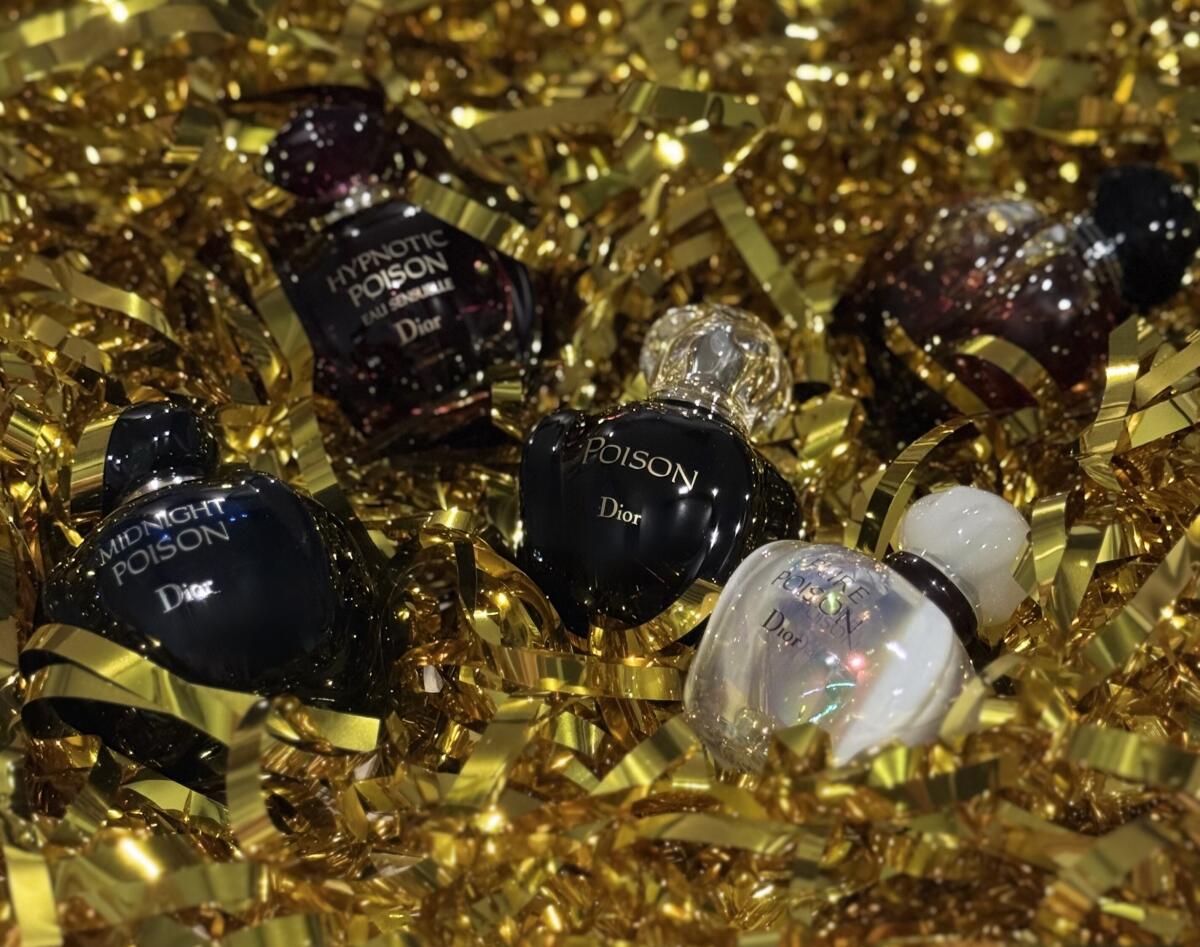 تصویر عطر پویزن گرل دیور
