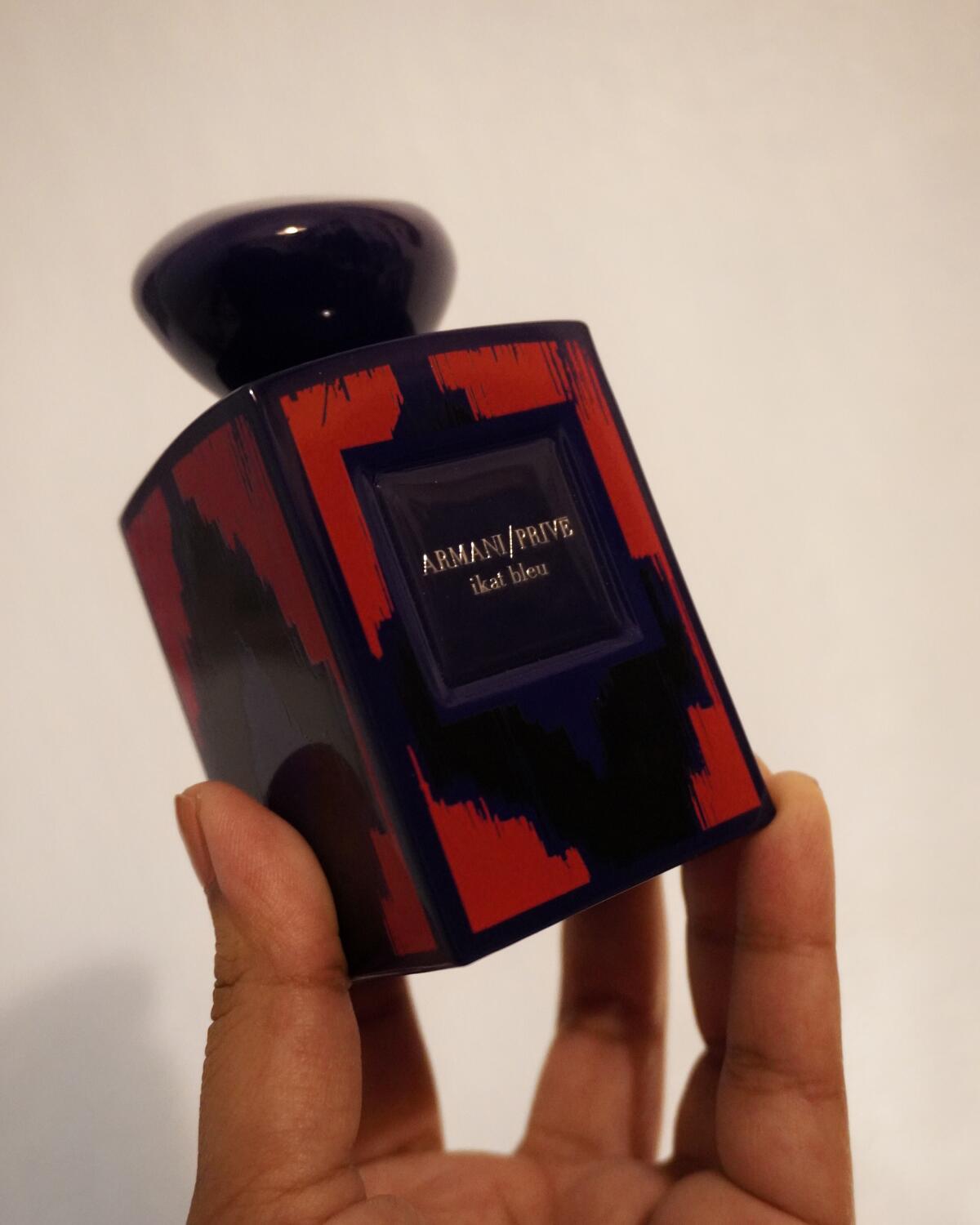 تصویر عطر ایکت بلو جورجیو آرمانی