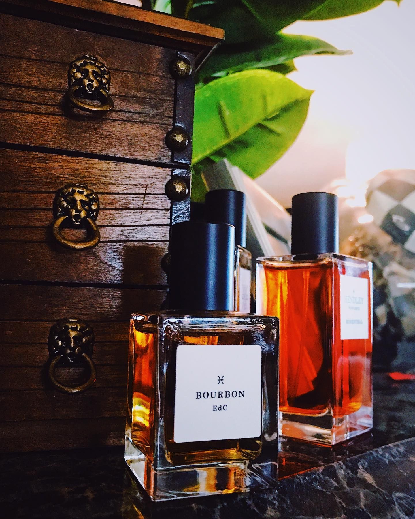 تصویر عطر بوربون او د کلن هِندلی پرفیومز