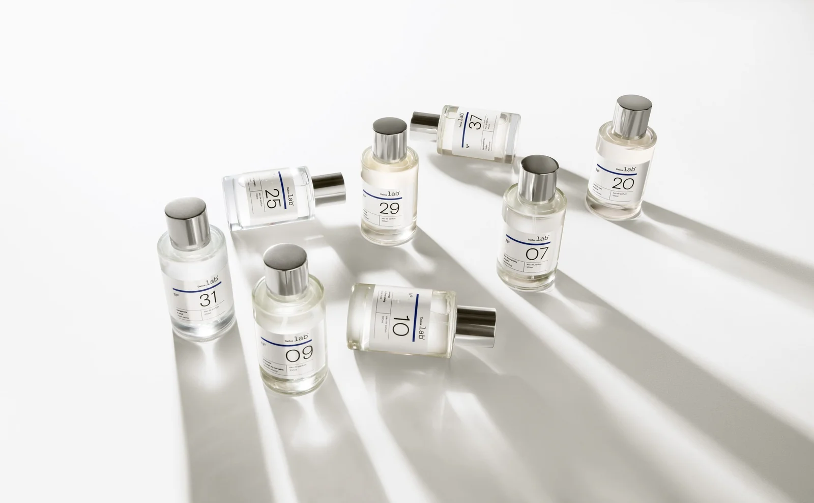تصویر عطر نمره 09 دایلوس لب