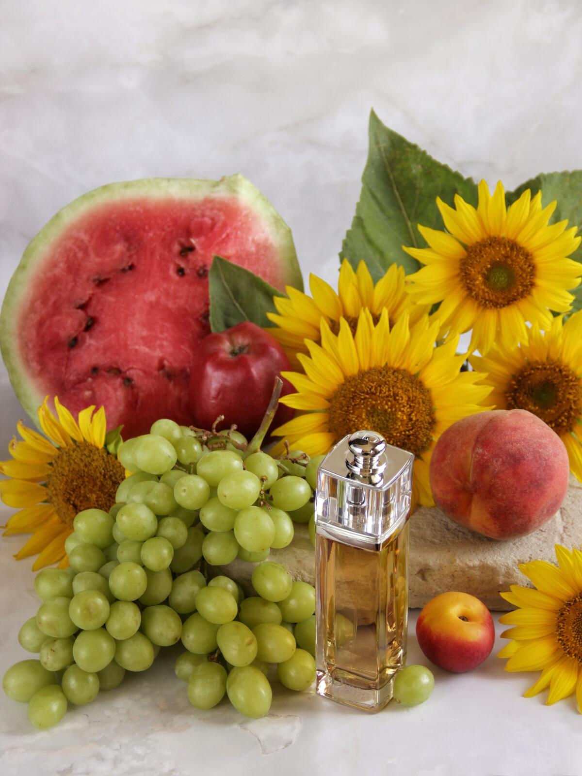 تصویر عطر دیور ادیکت او د تویلت