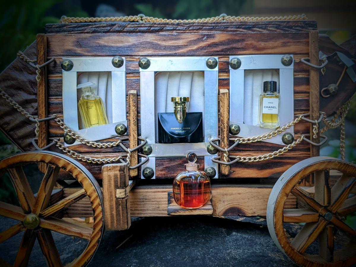تصویر عطر گوچی نامبر ۳ پرفیوم