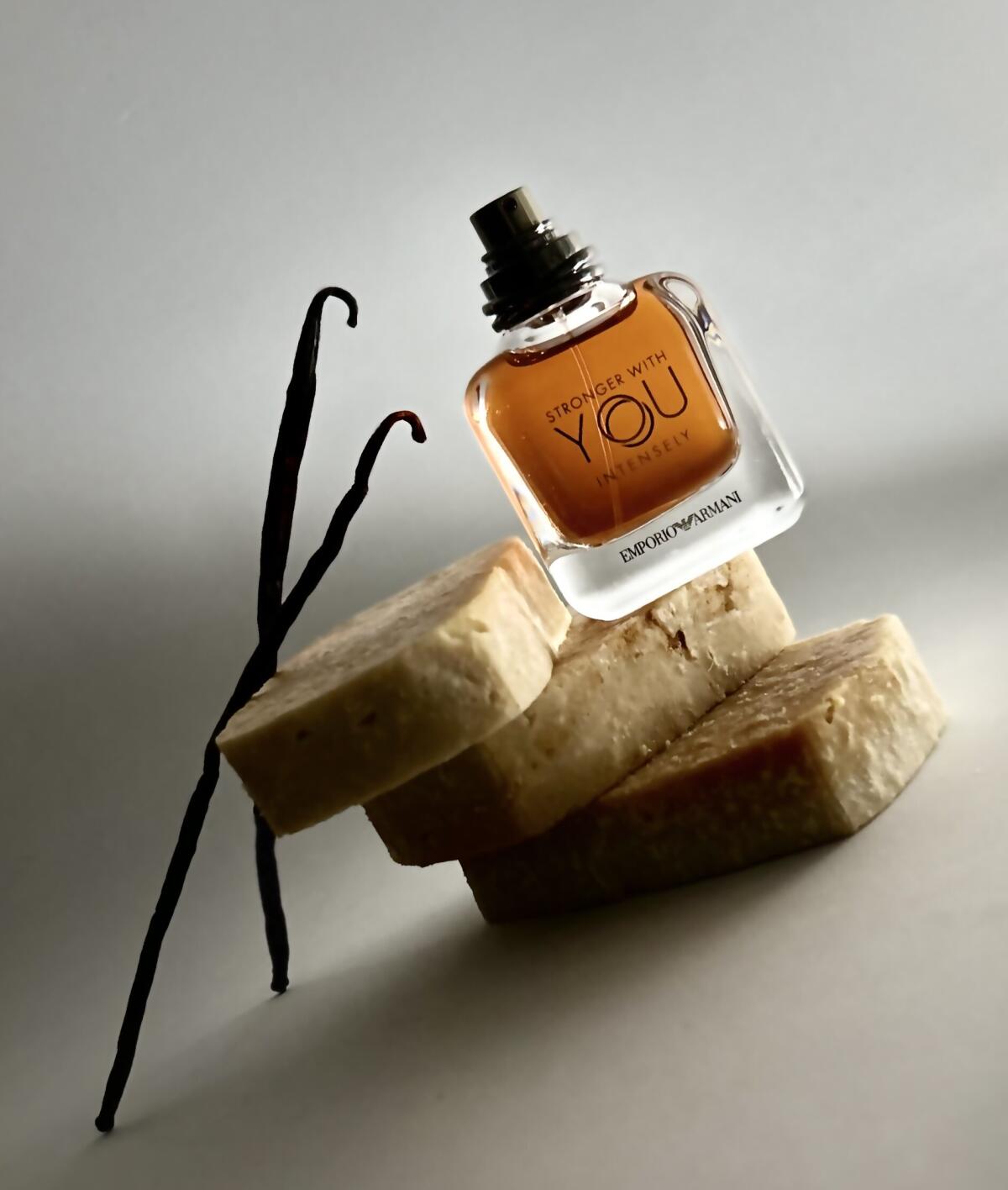 تصویر عطر امپوریو آرمانی استرانگر وید یو اینتنسلی جورجیو آرمانی