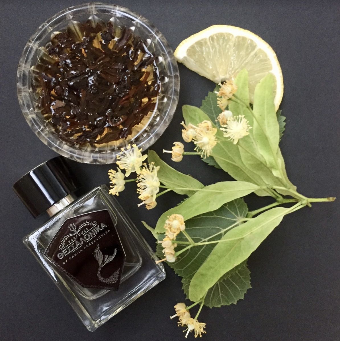 تصویر عطر لیدن تی فسالونیکا