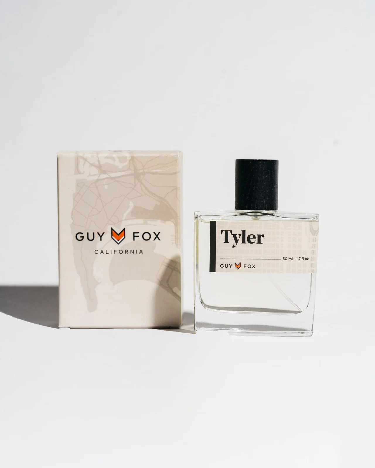 تصویر عطر تایلر گی فاکس