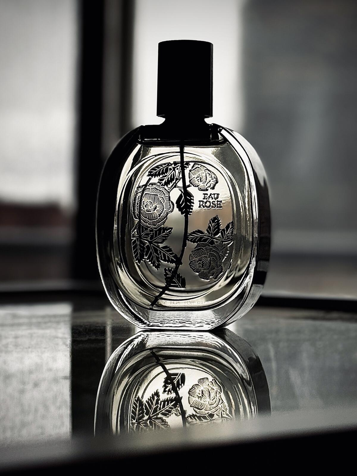 تصویر عطر او رز او د پارفوم دیپتیک