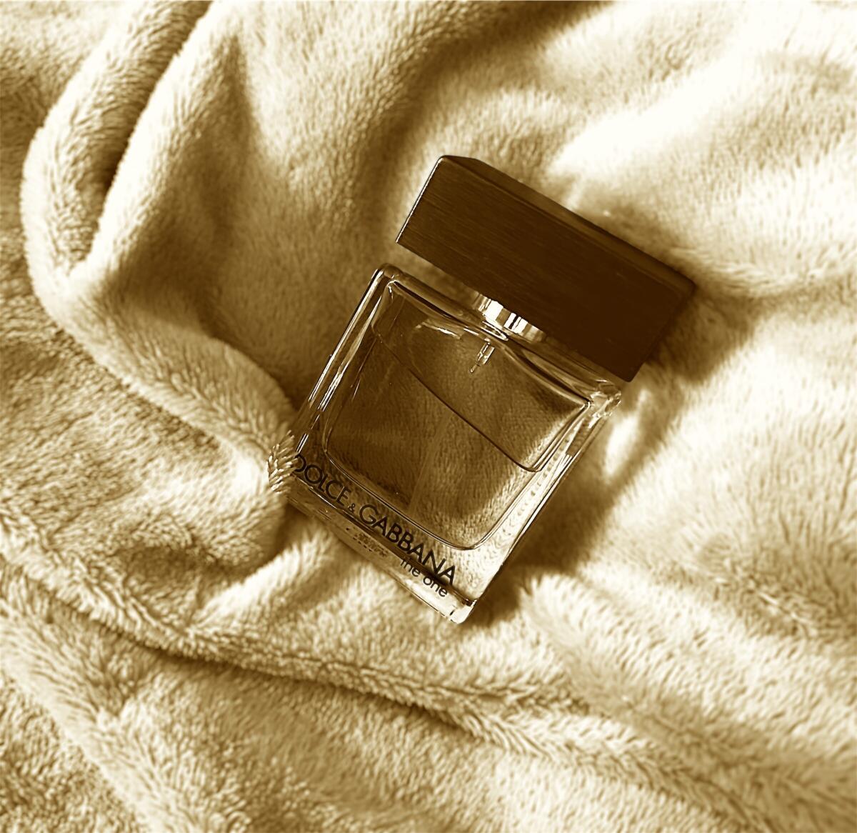 تصویر عطر دی وان فور من دولچه اند گابانا