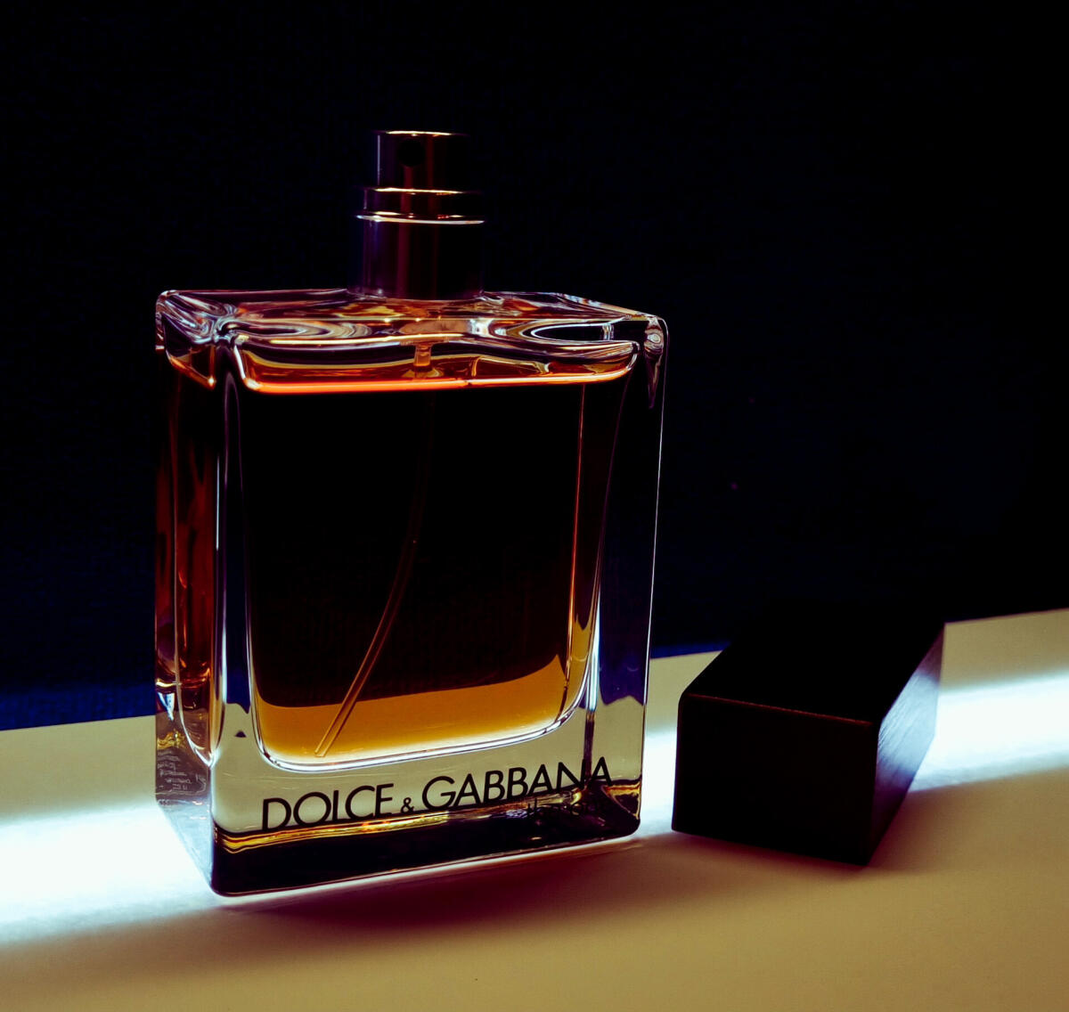 تصویر عطر دی وان فور من دولچه اند گابانا