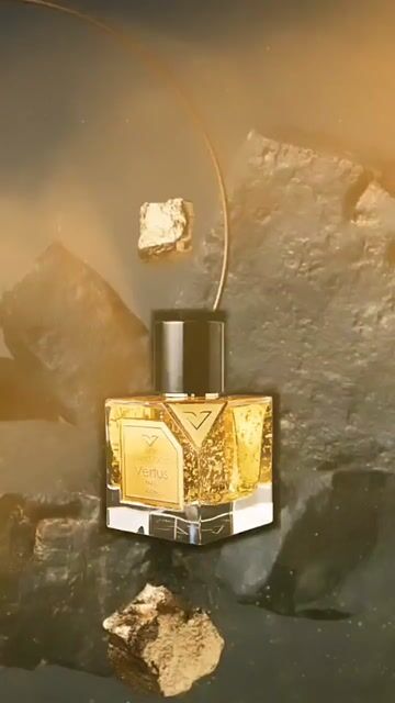 تصویر عطر بیست و چهار عیار طلا ورتوس