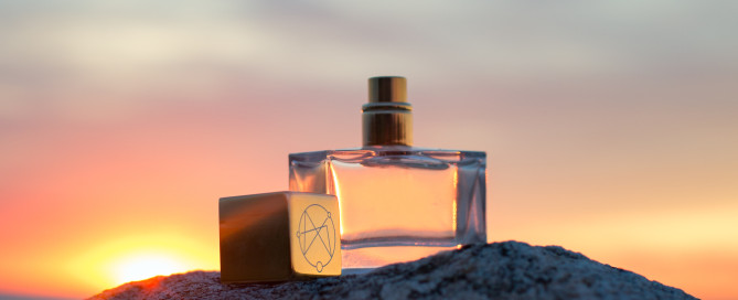 تصویر عطر د فرست وایلد پرشس لایف