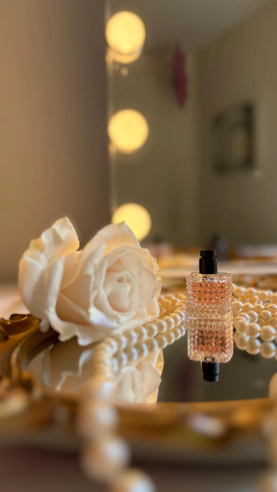 تصویر عطر والنتینو دونا بورن این روما