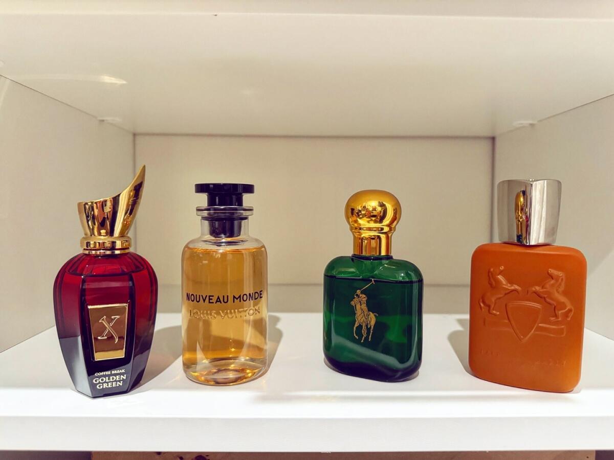تصویر عطر گلدن گرین زرجوف