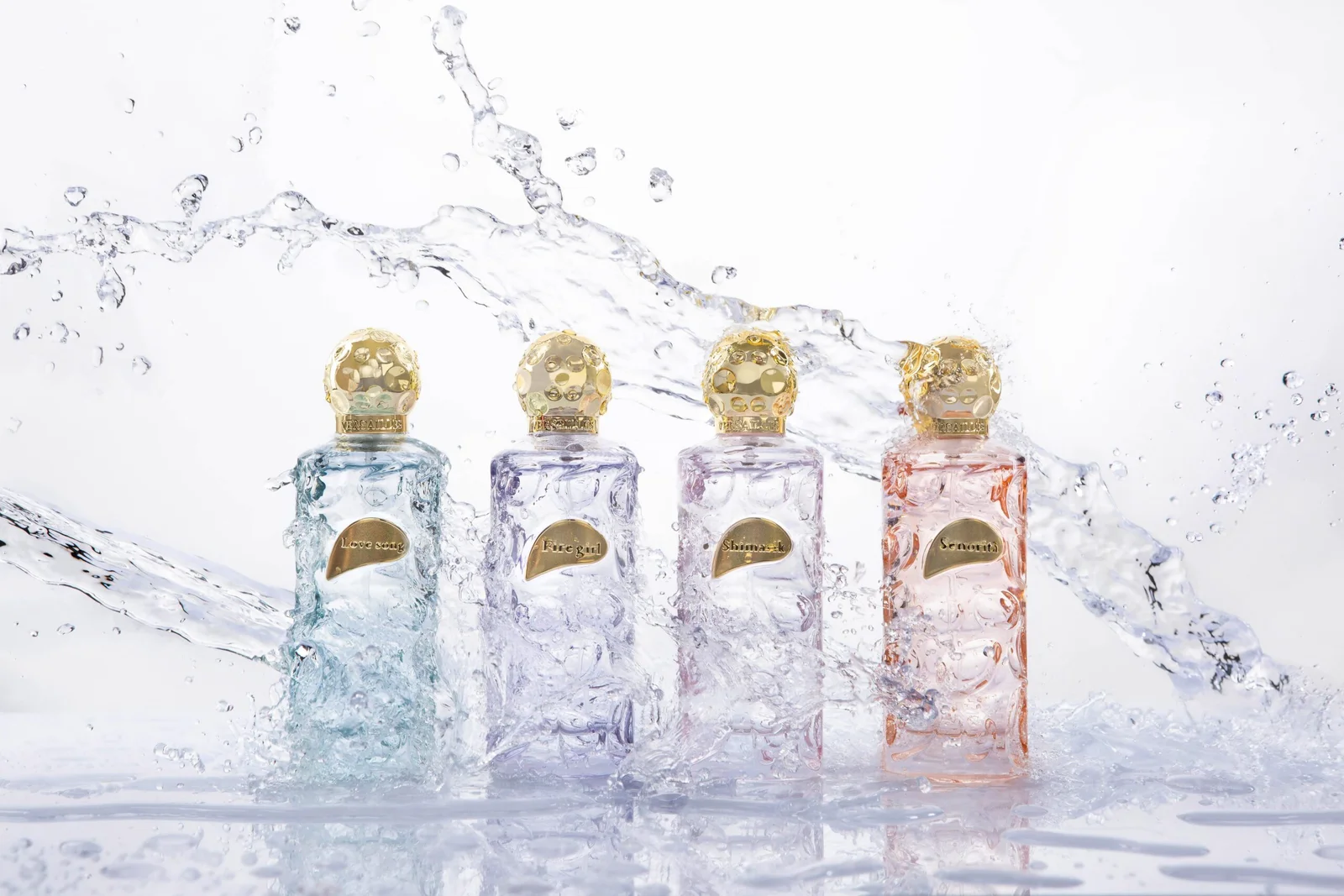 تصویر عطر ورسای فایر گرل