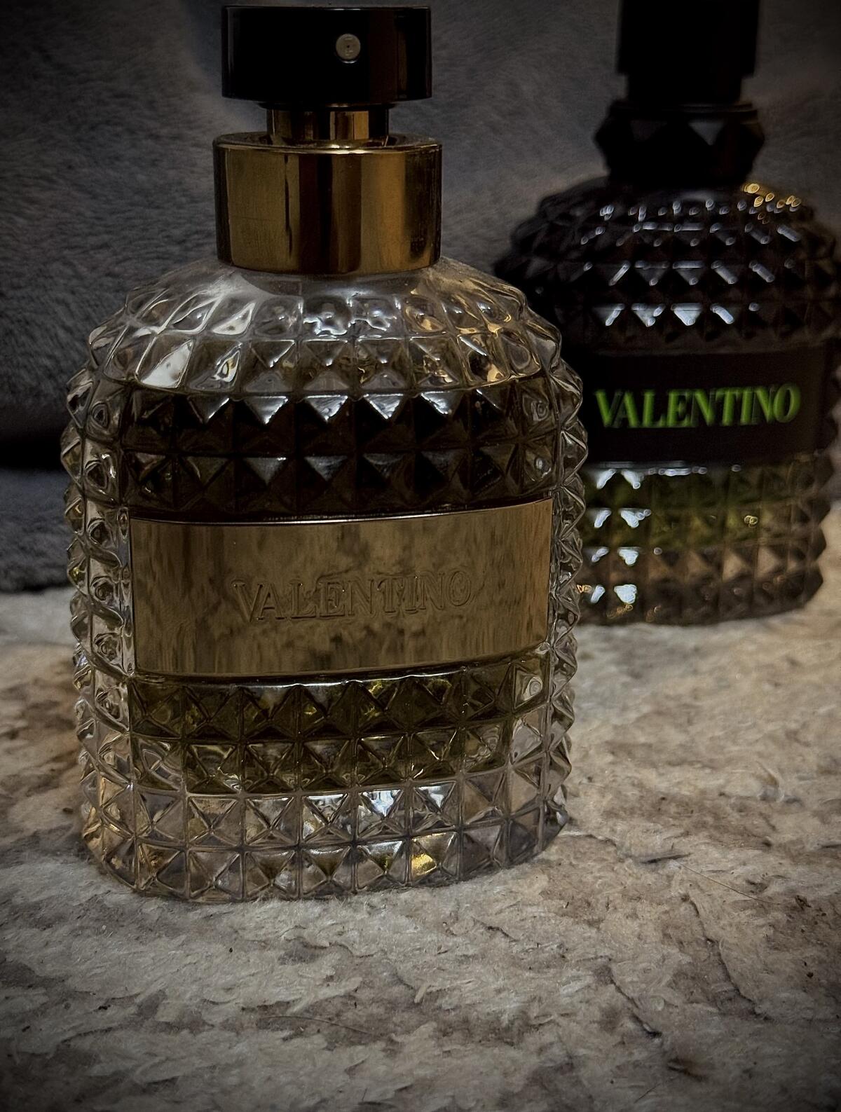 تصویر عطر والنتینو اومو بورن این روما گرین استراواگانزا