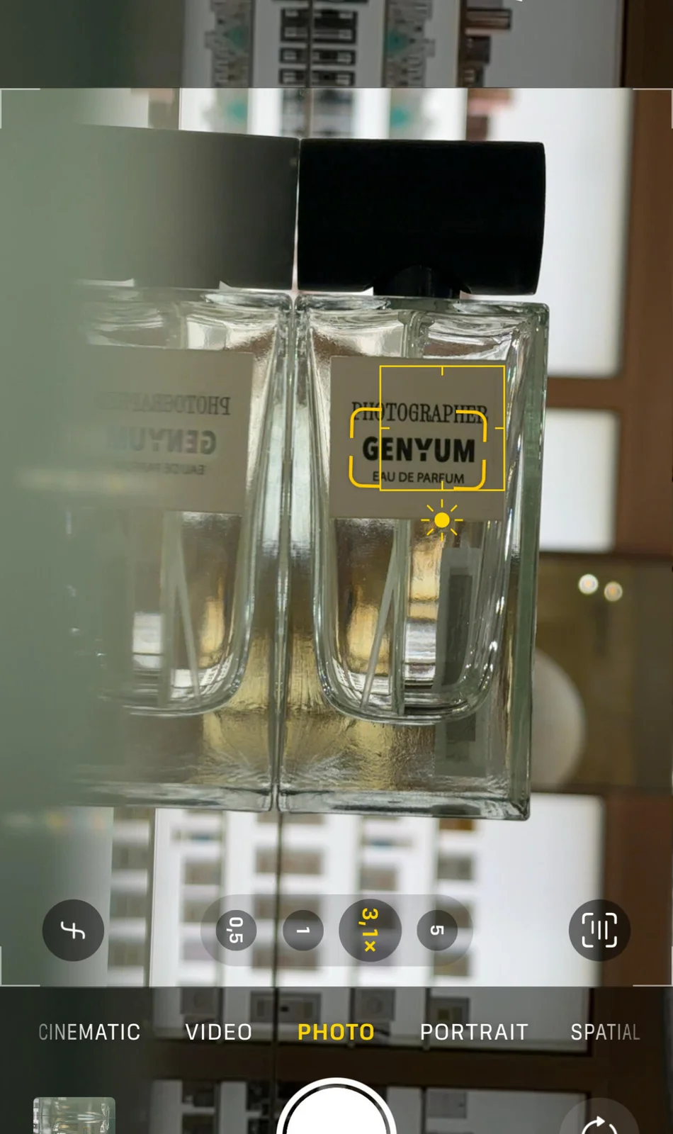 تصویر عطر فتوگرافر جنیوم