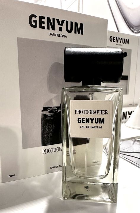تصویر عطر فتوگرافر جنیوم