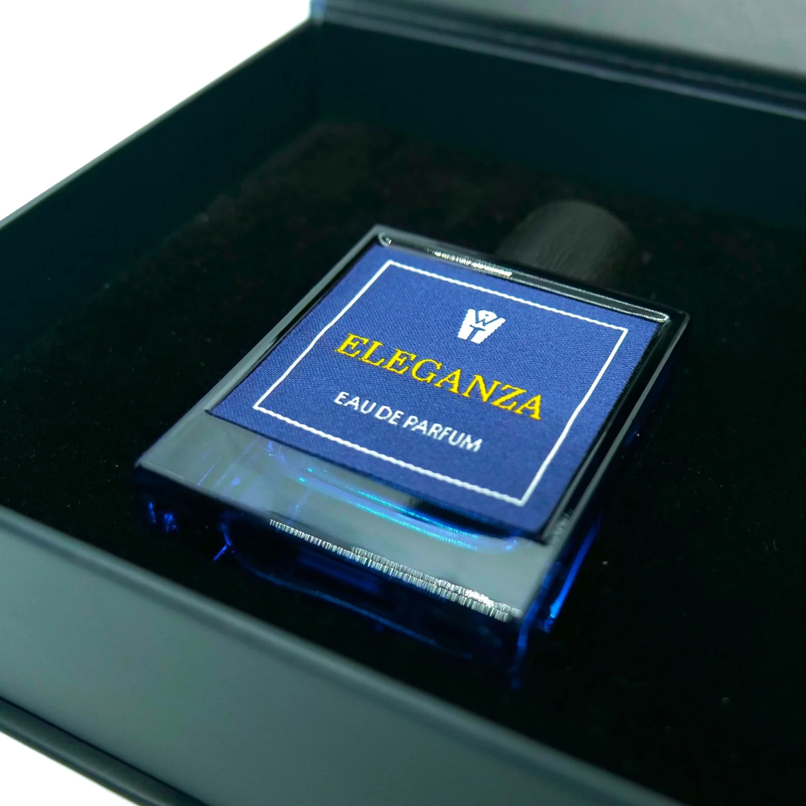 تصویر عطر اِلِگانزا ژرن چان پرفیومز