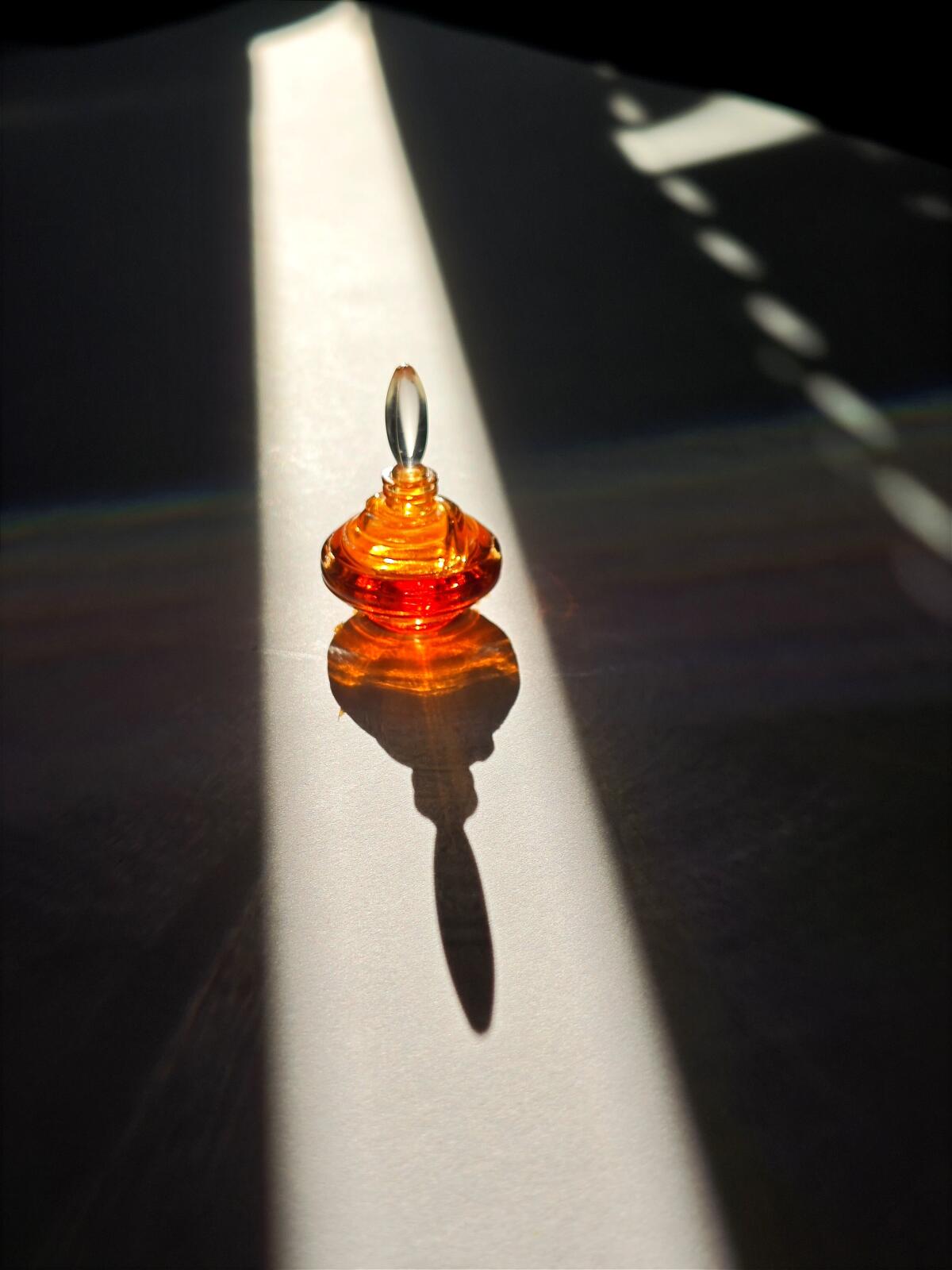 تصویر عطر فنتسم تد لاپیدوس