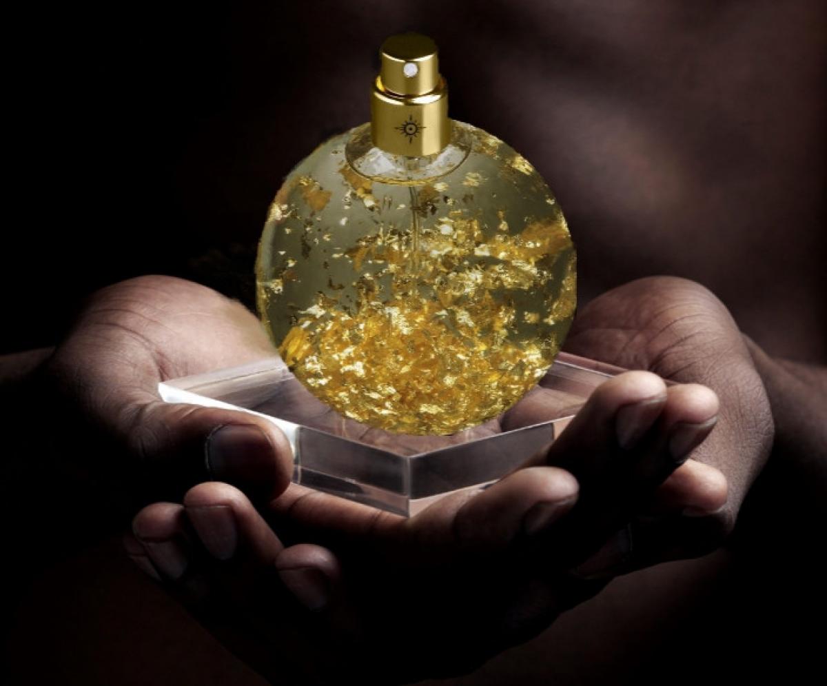 تصویر عطر سال رِمون مولویزار
